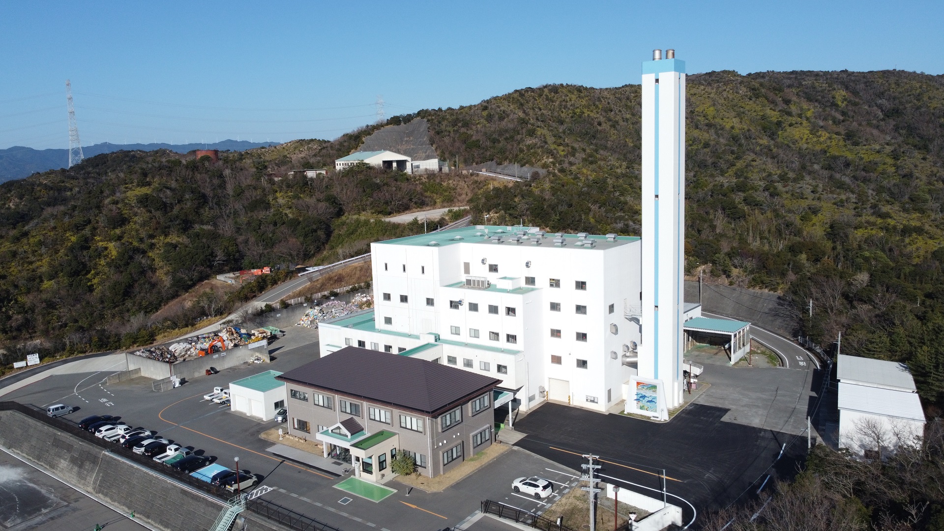「御坊広域清掃センターごみ焼却施設／全景」